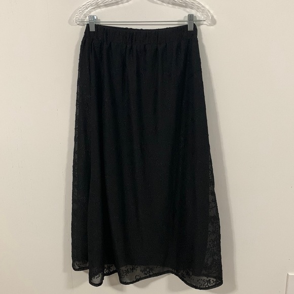 meys Dresses & Skirts - Meys Black lined skirt with embroidery, made in Turkey, Sz S-M see measurements